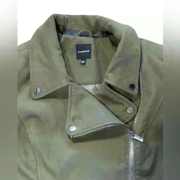 Rampage Women’s 90s Jacket with zippers and pockets Size Large with leather - Picture 2 of 4